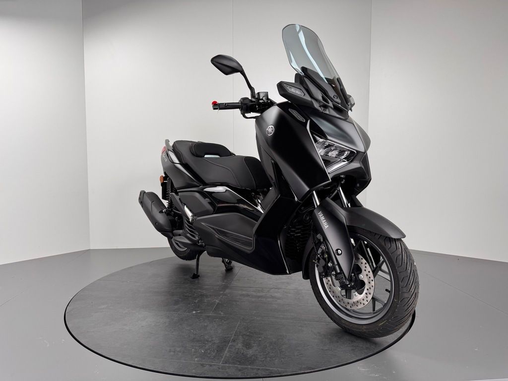 Fahrzeugabbildung Yamaha X MAX 300 TECH MAX *TAGESZULASSUNG *AKTIONSPREIS