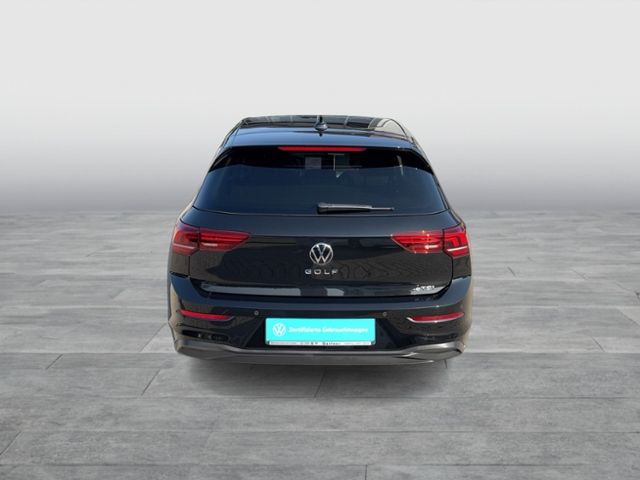 Golf VIII LIFE 1.5 TSI DSG STANDHZG NAVI APP-CON