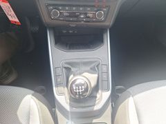 SEAT Arona 1.0TSI Style Nav Business FullLink DAB Rfk SEAT Arona 1.0TSI Style Nav Business FullLink DAB Rfk