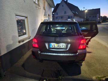 2010 Mercedes-BENZ GLK — миниатюра 11