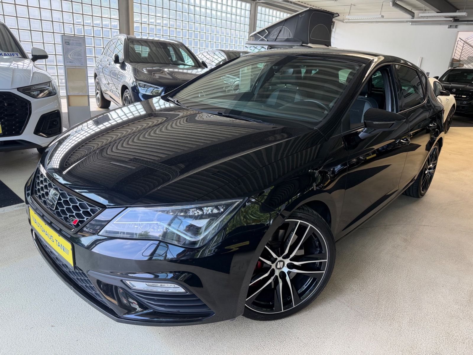 Fahrzeugabbildung SEAT Leon Cupra 300 * Schalter * 1.Hand*