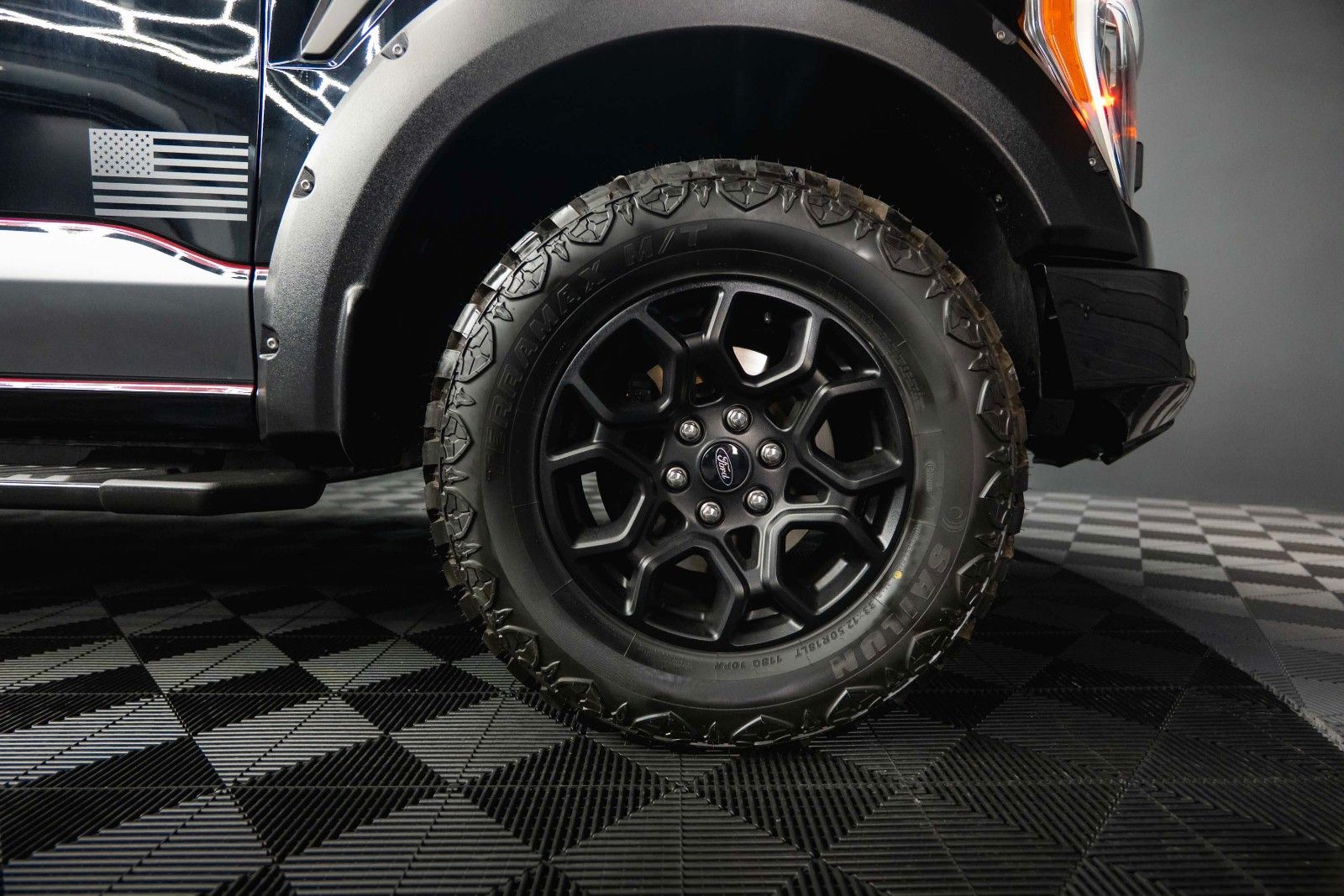 Fahrzeugabbildung Ford F150 5.0L V8 4x4 Offroad SuperCrew RAPTOR 19%