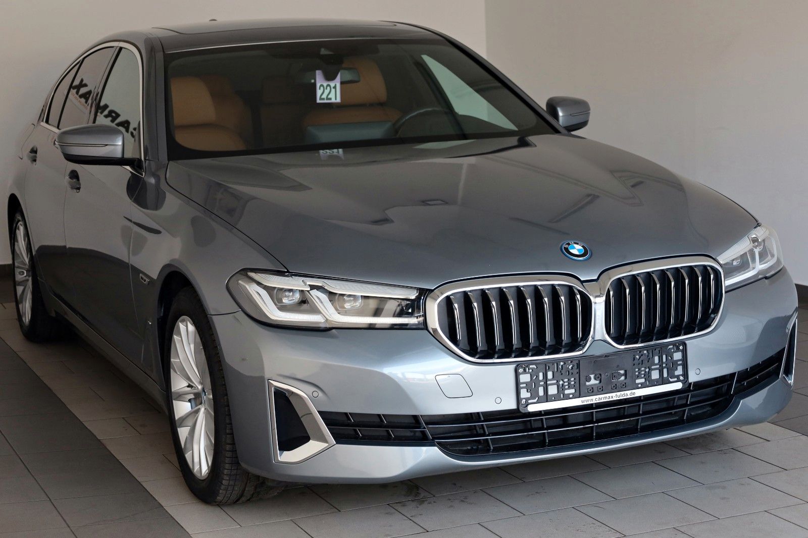 Fahrzeugabbildung BMW 530 e Luxury Line Lim.,Leder,Kamera,HUD,Panorama