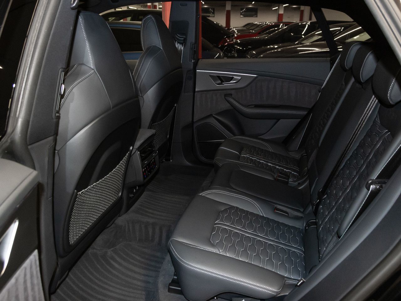 Audi RSQ8 - Bild 12