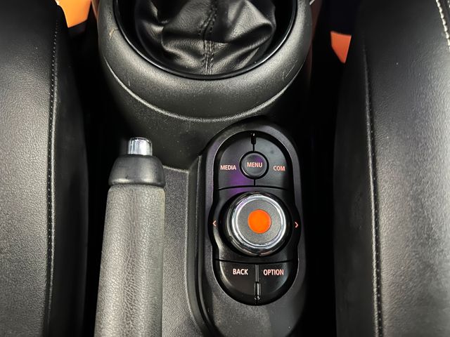 MYAUTOCENTER – Gebraucht- und Jahreswagen mit Werkstattservice in Pfaffenhofen MINI ONE Mini 3-trg. *2. Hand*Klima*SHZ*Bluetooth*LED