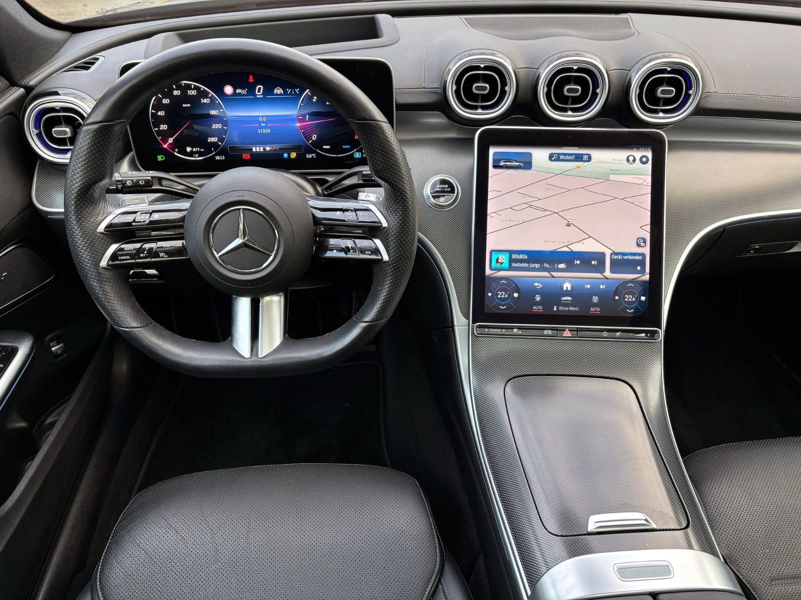 Fahrzeugabbildung Mercedes-Benz C220d T-Modell AMG-Line 360° ACC PANO HUD LED BT