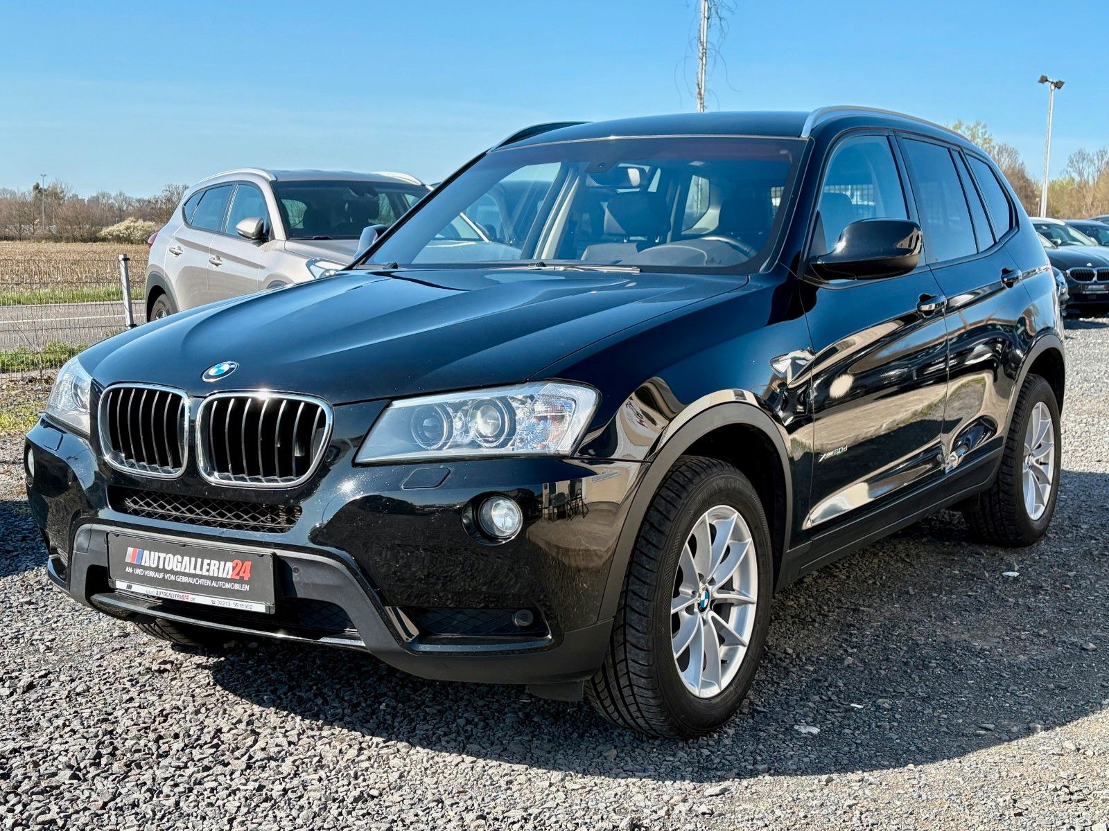 Fahrzeugabbildung BMW X3 xDrive20d Aut. Navi Xenon SPORTSITZE Leder PD