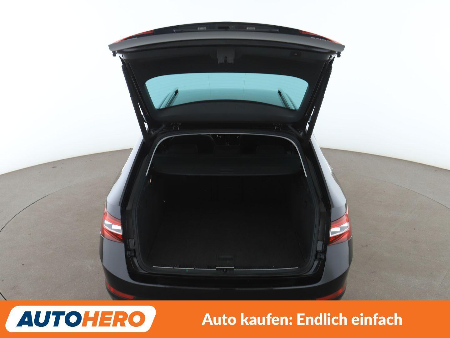 Skoda Superb 2.0 TDI Style Aut.*XENON*ACC*PDC*SHZ*