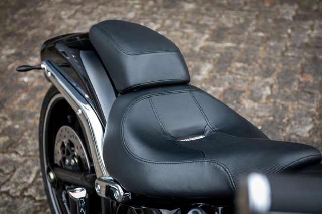 Fahrzeugabbildung Harley-Davidson FXSB Breakout Softail 103 - KESSTECH
