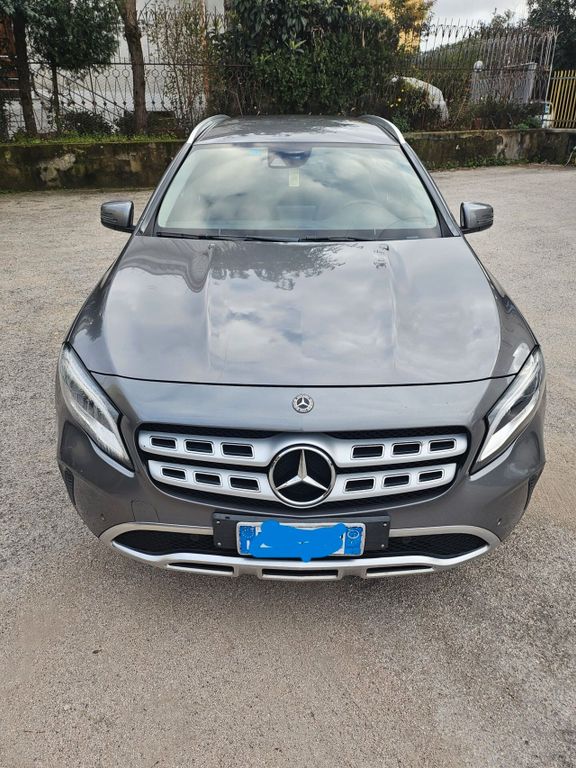 Image of Mercedes-Benz GLA 200
