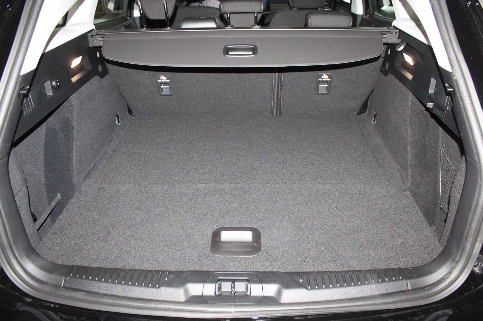 Fahrzeugabbildung Ford Focus MHEV Titanium Turnier LED NAVI WinterPaket
