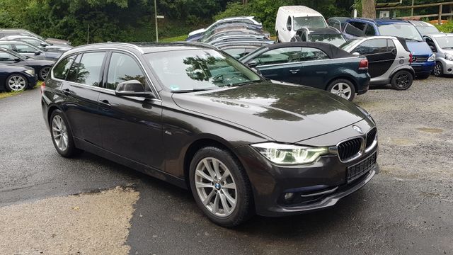 BMW 320i Sport Line LCI Aut&Leder&Pano&NaviPro