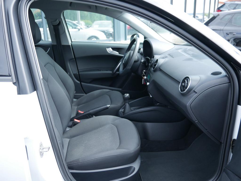 Audi A1 Sportback 1.0 TFSI ultra KLIMA SITZHEIZUNG