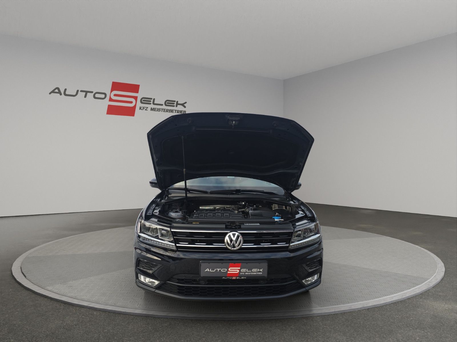 Fahrzeugabbildung Volkswagen Tiguan BMT/Start-Stopp 4Motion Allradantrieb