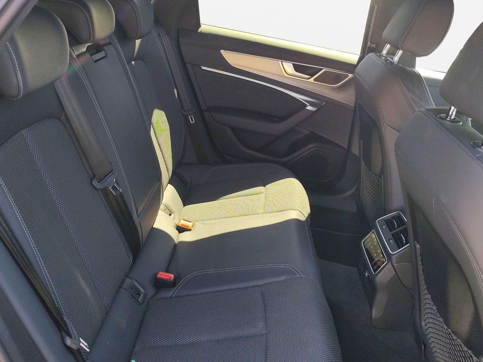 Audi A6 - Bild 17
