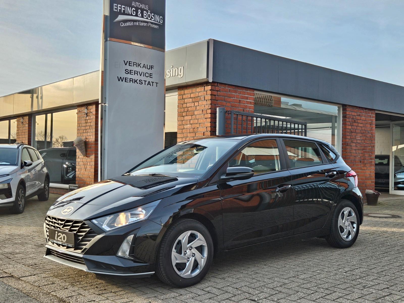 Hyundai i20 FL-Klima-NAVI-PDC-CAM-SHZG-LKAS-Temp.-BT