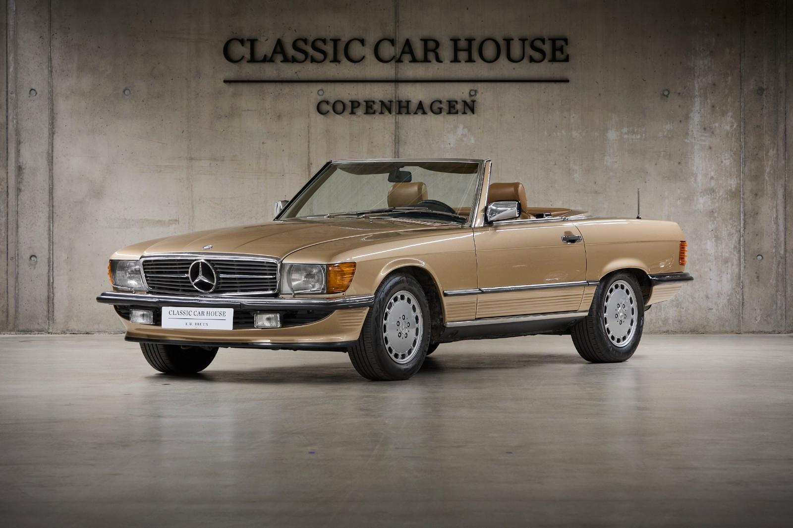 Mercedes-Benz SL 300 - Ex-museum Car