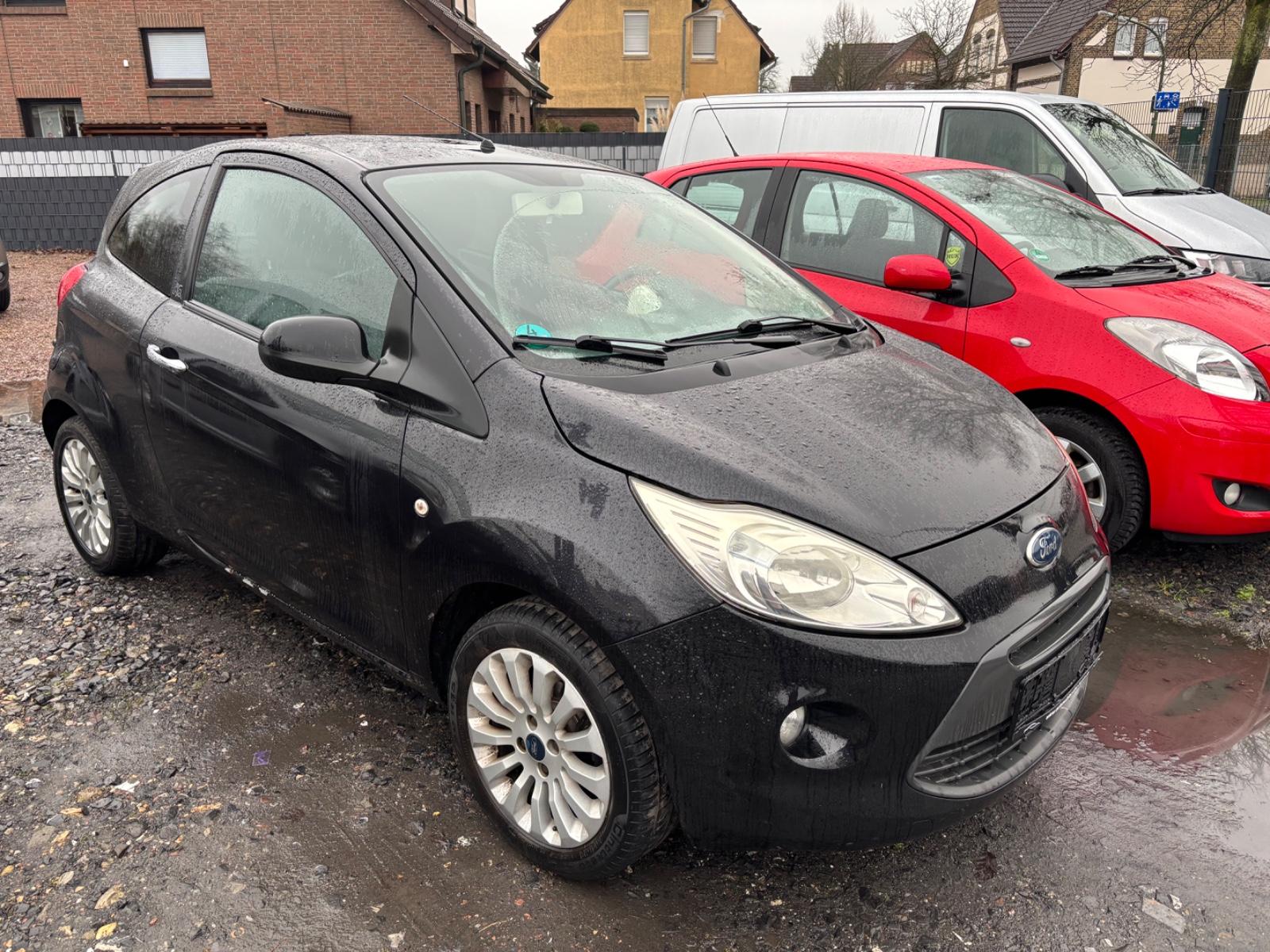 Ford Ka Titanium / Klima / 8 fach