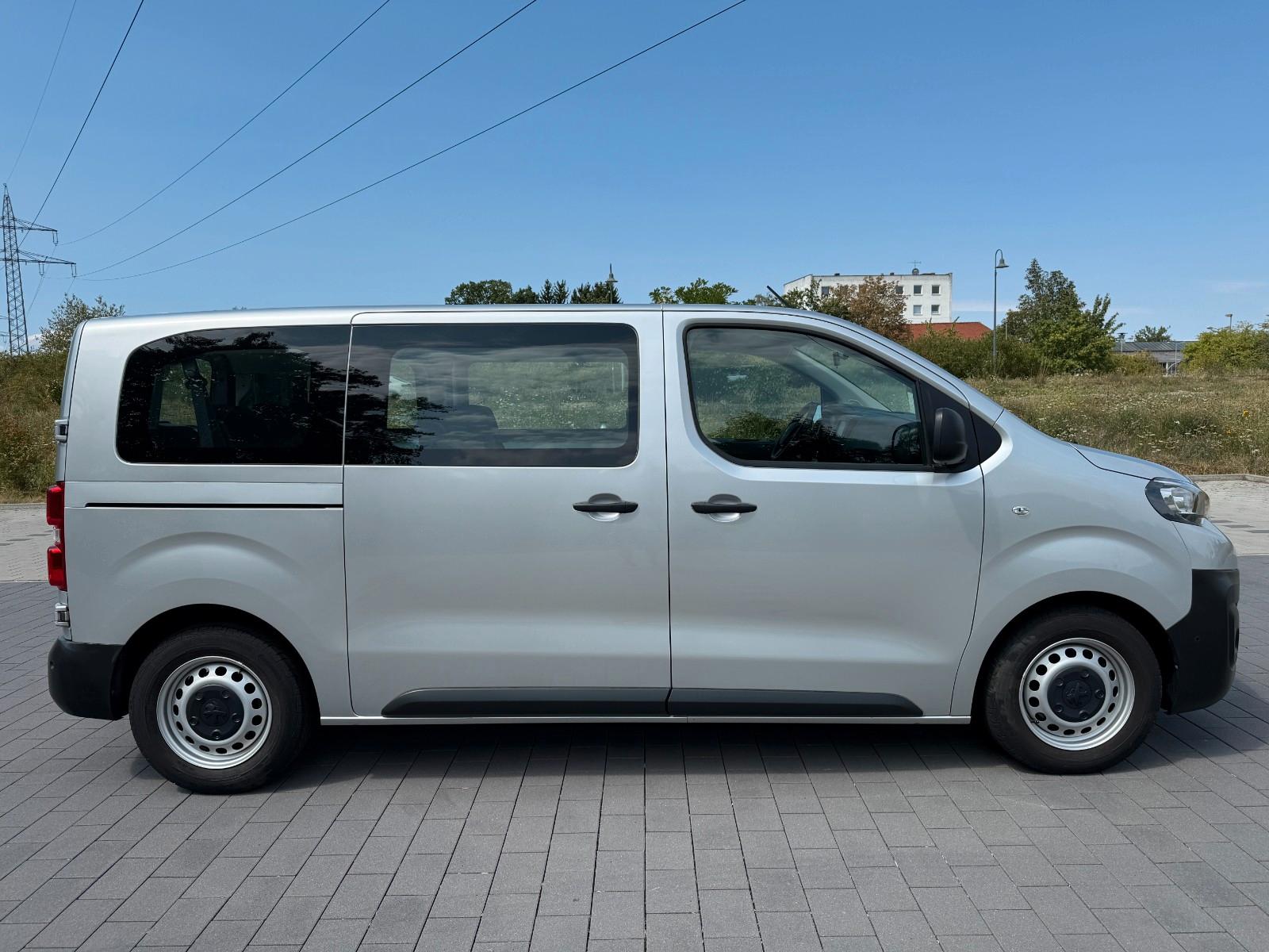 Peugeot Expert Kombi L2 8 Sitze