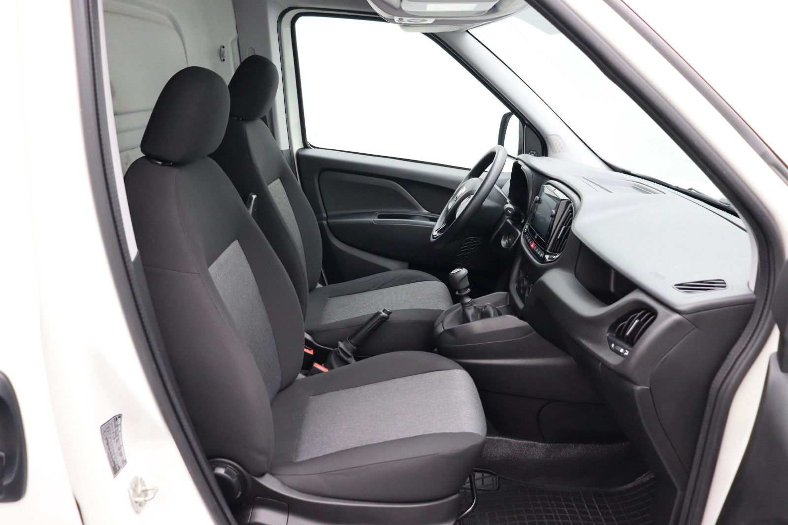 Fahrzeugabbildung Fiat Doblò SX Maxi Kasten