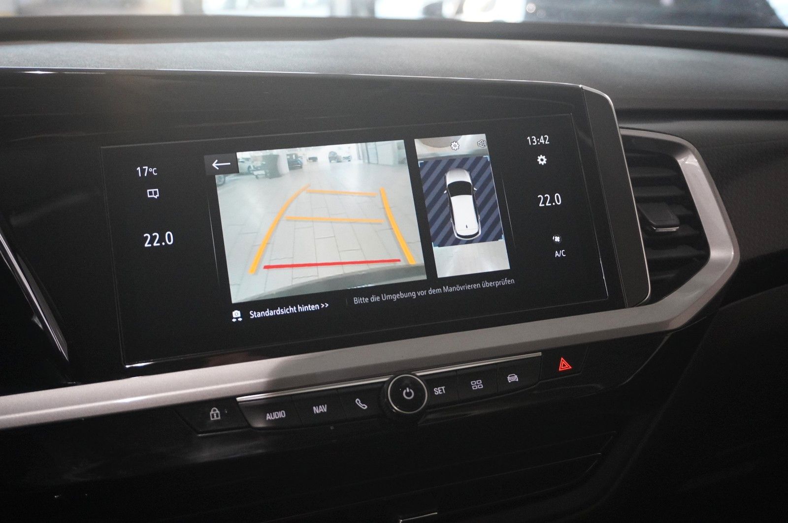 Fahrzeugabbildung Opel Grandland (X) 1.2T GS SPORT NAVI/LED/KAMERA/VIRT