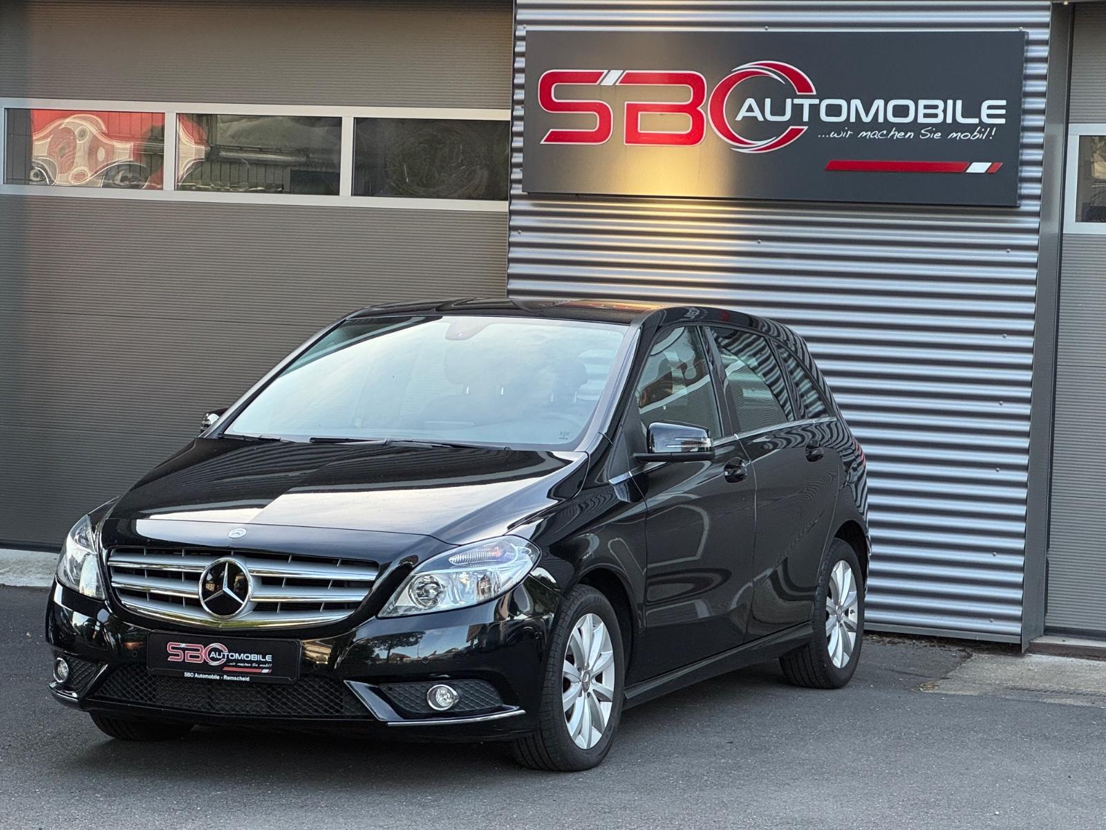 Mercedes-Benz B 180