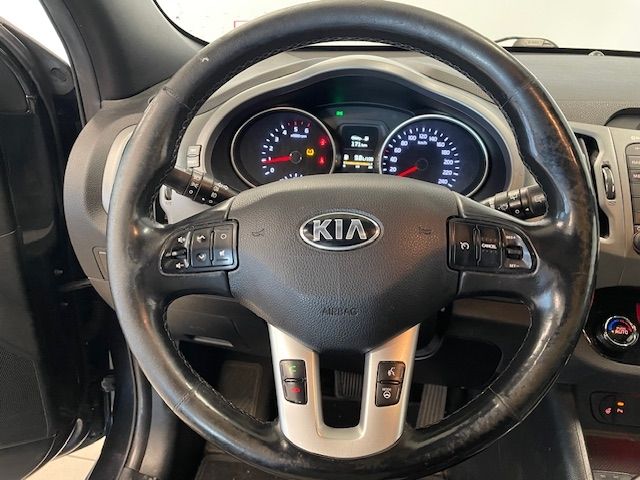 Fahrzeugabbildung Kia Sportage Platinum Edition 4WD 2.0 CRDi Händlerpr