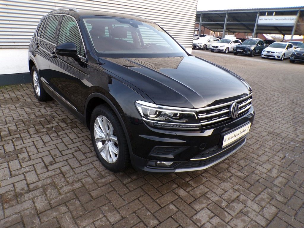 Fahrzeugabbildung Volkswagen Tiguan 2.0 TDI Highline BMT/Start-Stopp 4Motion