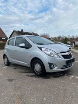Chevrolet Spark LS 1.0 - Chevrolet Spark mit Benzin-Antrieb: Kleinwagen, Klimaanlage, 1.0