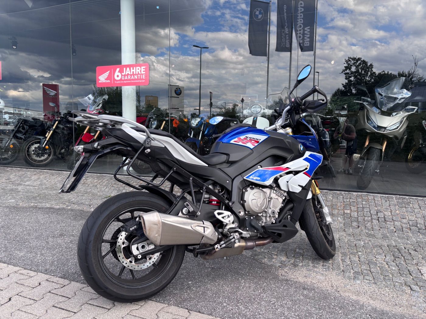 Fahrzeugabbildung BMW S 1000 XR K49 2 Pakete