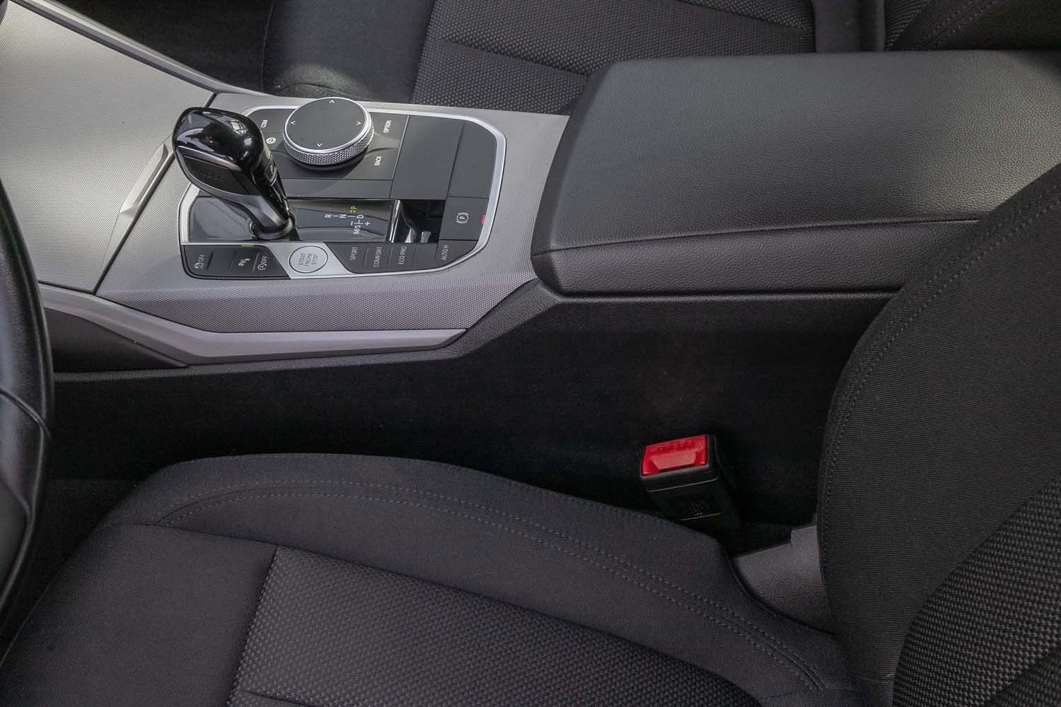 BMW 318 - Bild 10