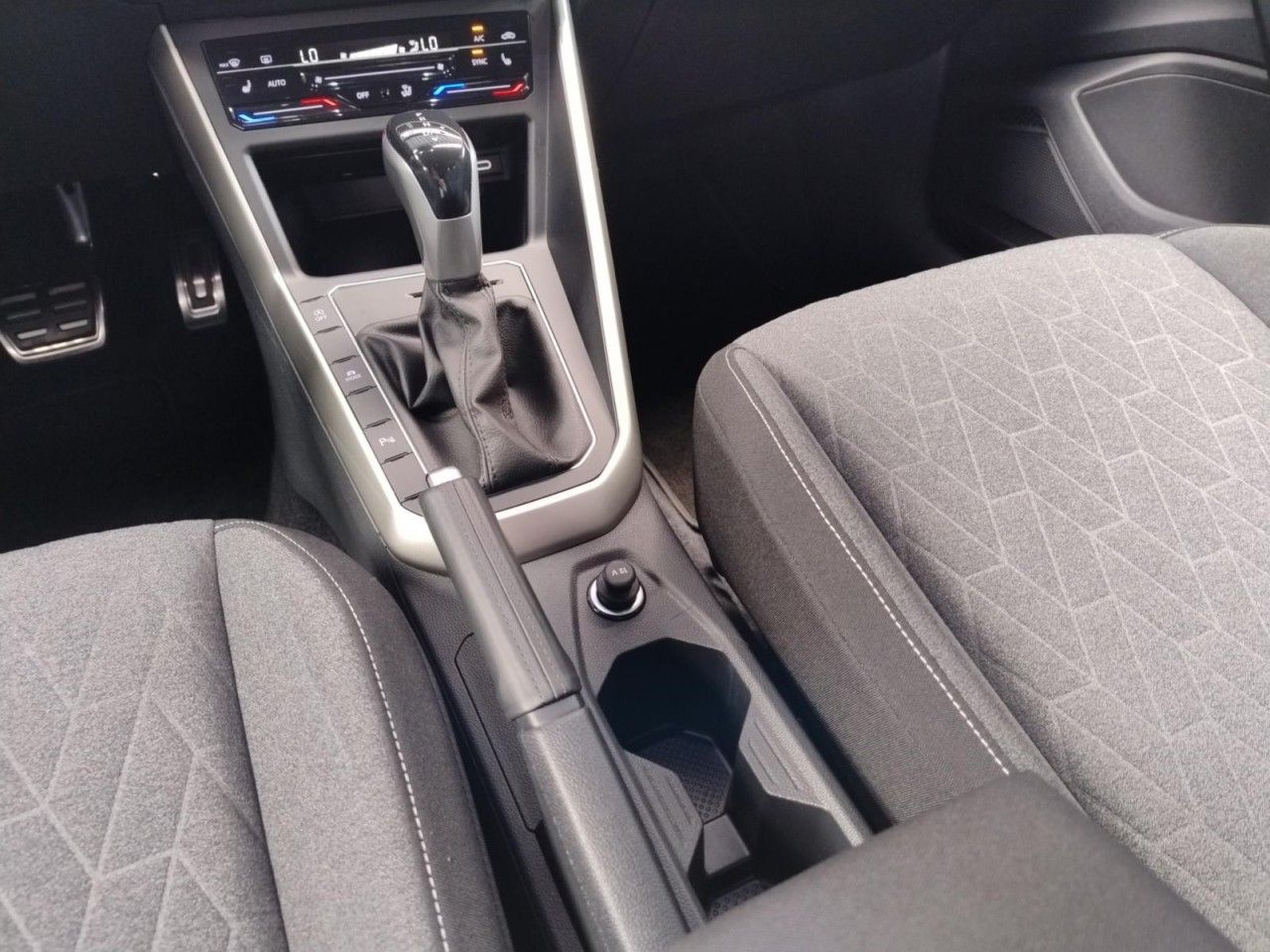 Taigo MOVE 1.0 TSI DSG Klima Rückfahrkamera