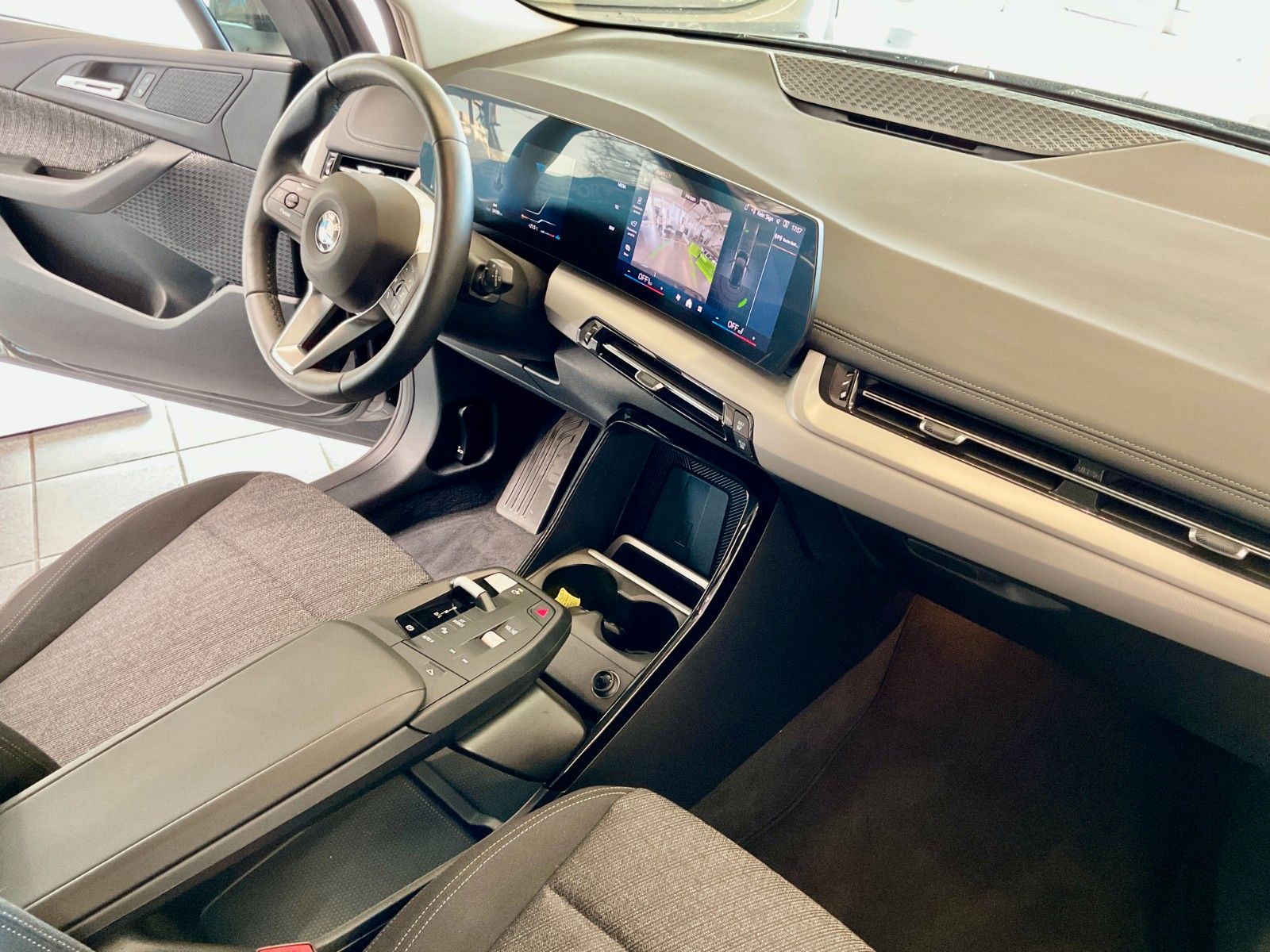 BMW 218i Active AHK Driving Assist Plus Adaptiv LED foto 19