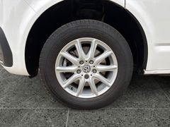 Fahrzeugabbildung Volkswagen T6.1 Multivan 2.0 TDI DSG - LED*APP*3xKlima*PDC!