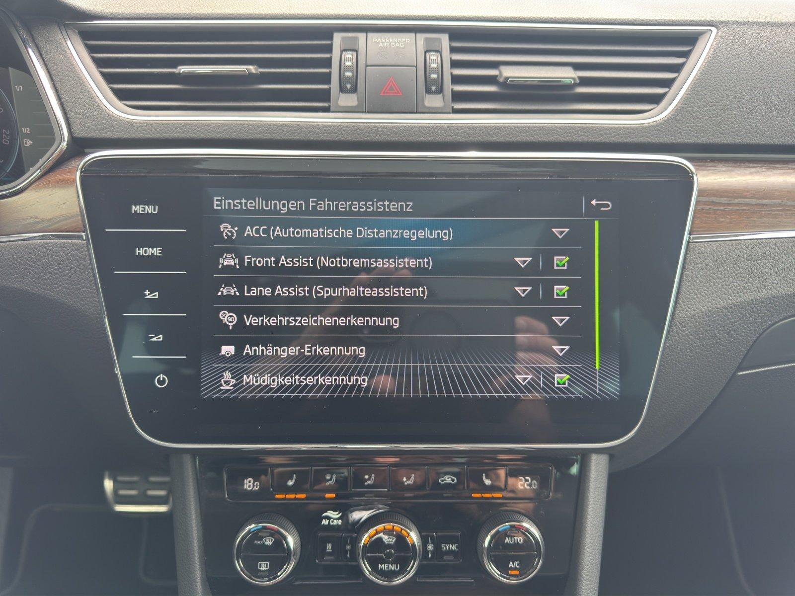 Skoda Superb Combi 2.0 TDI Scout Final Edt./AHK/PANO/