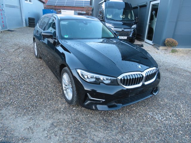 BMW 320  d Luxury Line alle Airbag zu Leder