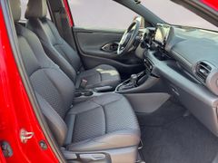 Fahrzeugabbildung Toyota Yaris 1.5 VVT-i Premiere AUTO 15 JAHRE GARANTIE