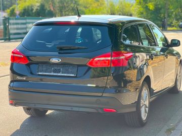 Ford Focus - 10