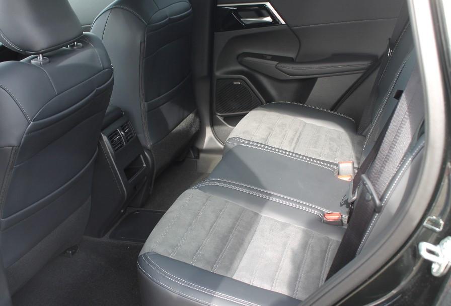 Mitsubishi Outlander 2.4 PHEV 100 kW S-AWC Intro Edition,