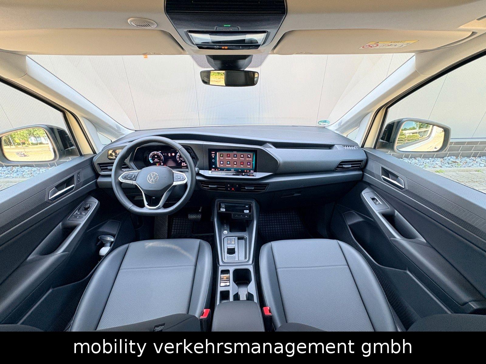 Volkswagen Maxi DSG LED TAXI Rollstuhl ACC Garantie 7-Sitze