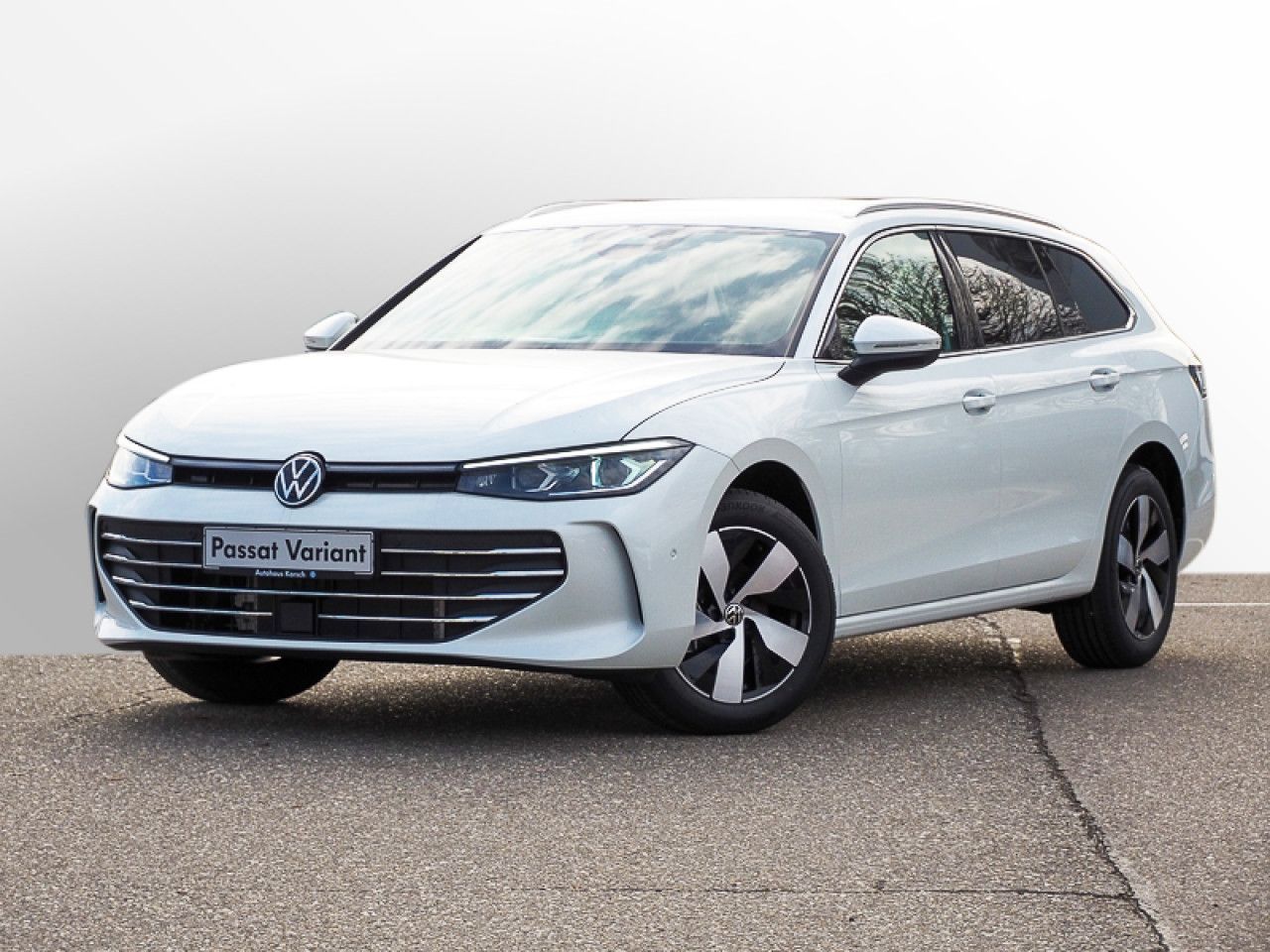 Volkswagen Passat Variant 1.5 eTSI DSG Business AHK NAVI foto 2