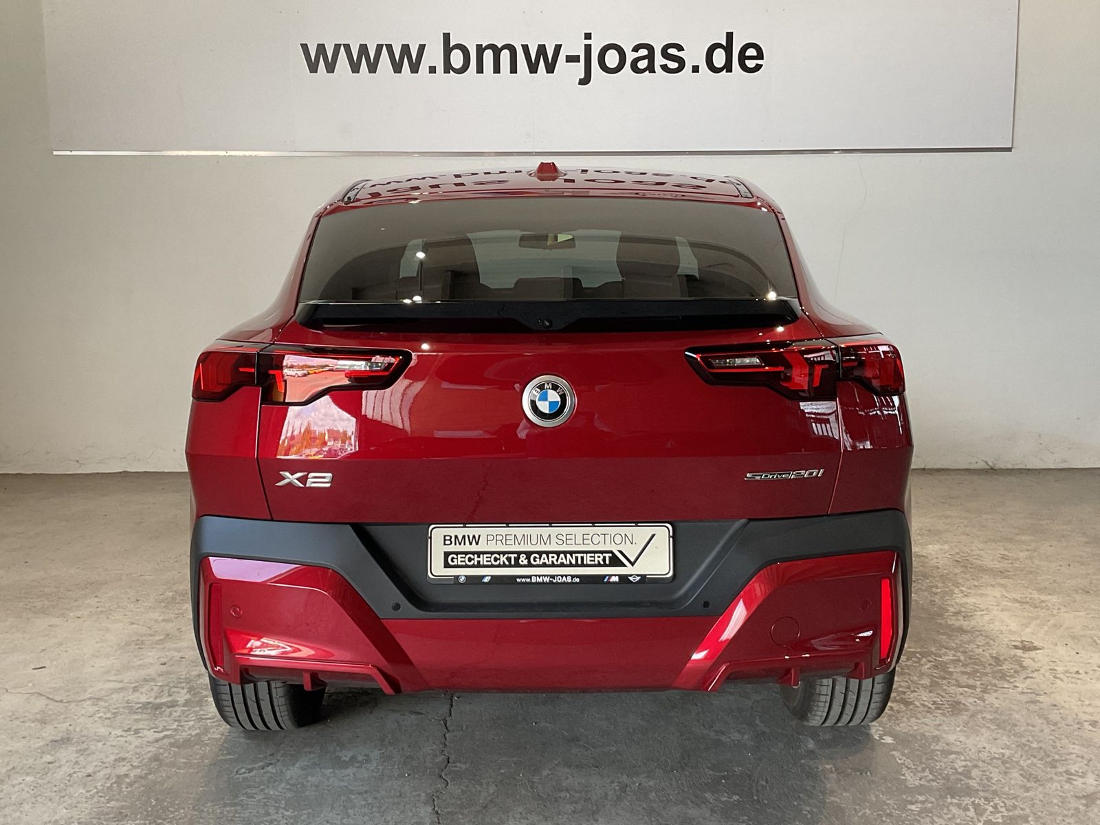 Fahrzeugabbildung BMW X2 sDrive20i |Glasdach |Head-Up Display |18 " LM