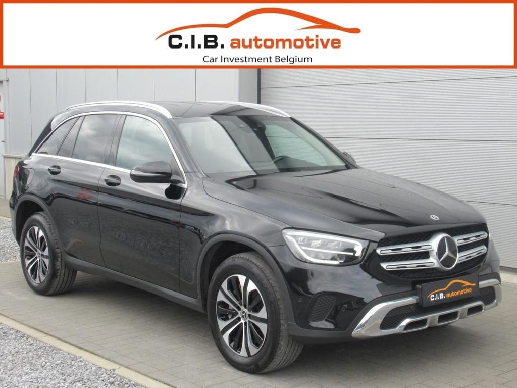 Image of Mercedes-Benz GLC 300