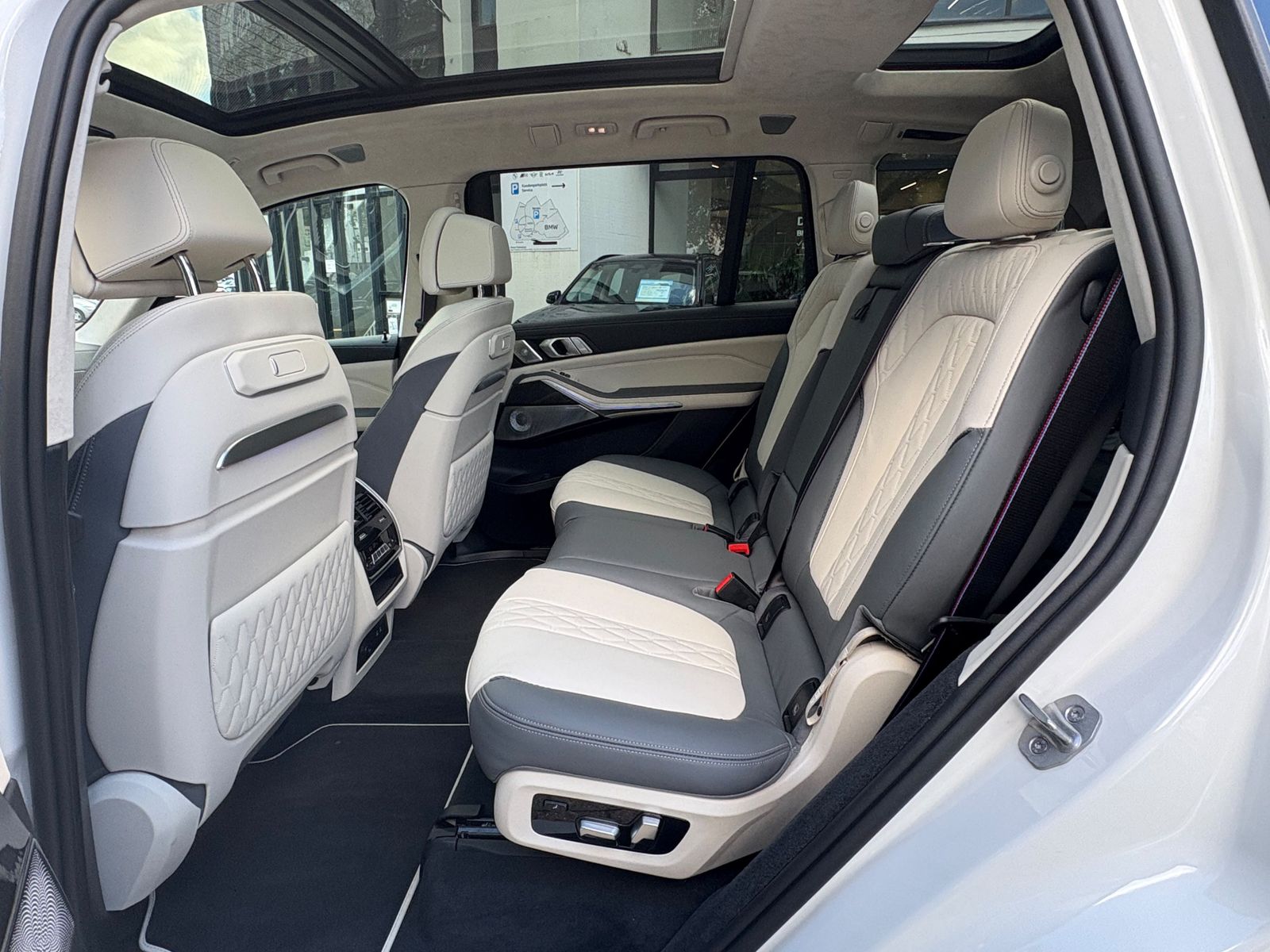 BMW X7 M60 - Bild 9