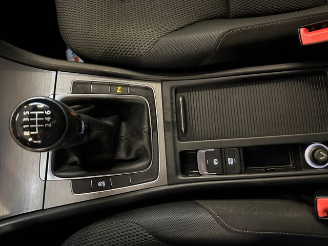 MYAUTOCENTER – Gebraucht- und Jahreswagen mit Werkstattservice in Pfaffenhofen Volkswagen Golf VII Lim. Comfortline BMT
