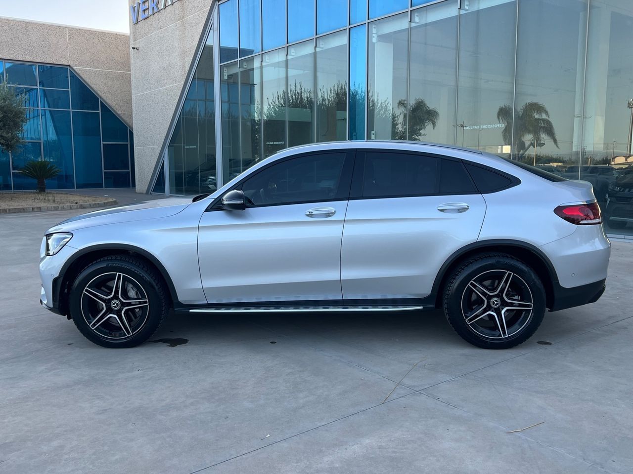 Mercedes-Benz Mercedes-benz GLC 300d 4Matic Premium AMG Line imagem 2
