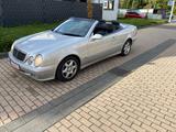 Mercedes-Benz CLK 230 KOMPRESSOR AVANTGARDE Avantgarde - Mercedes-Benz CLK 230 mit Benzin-Antrieb: Navigationssystem