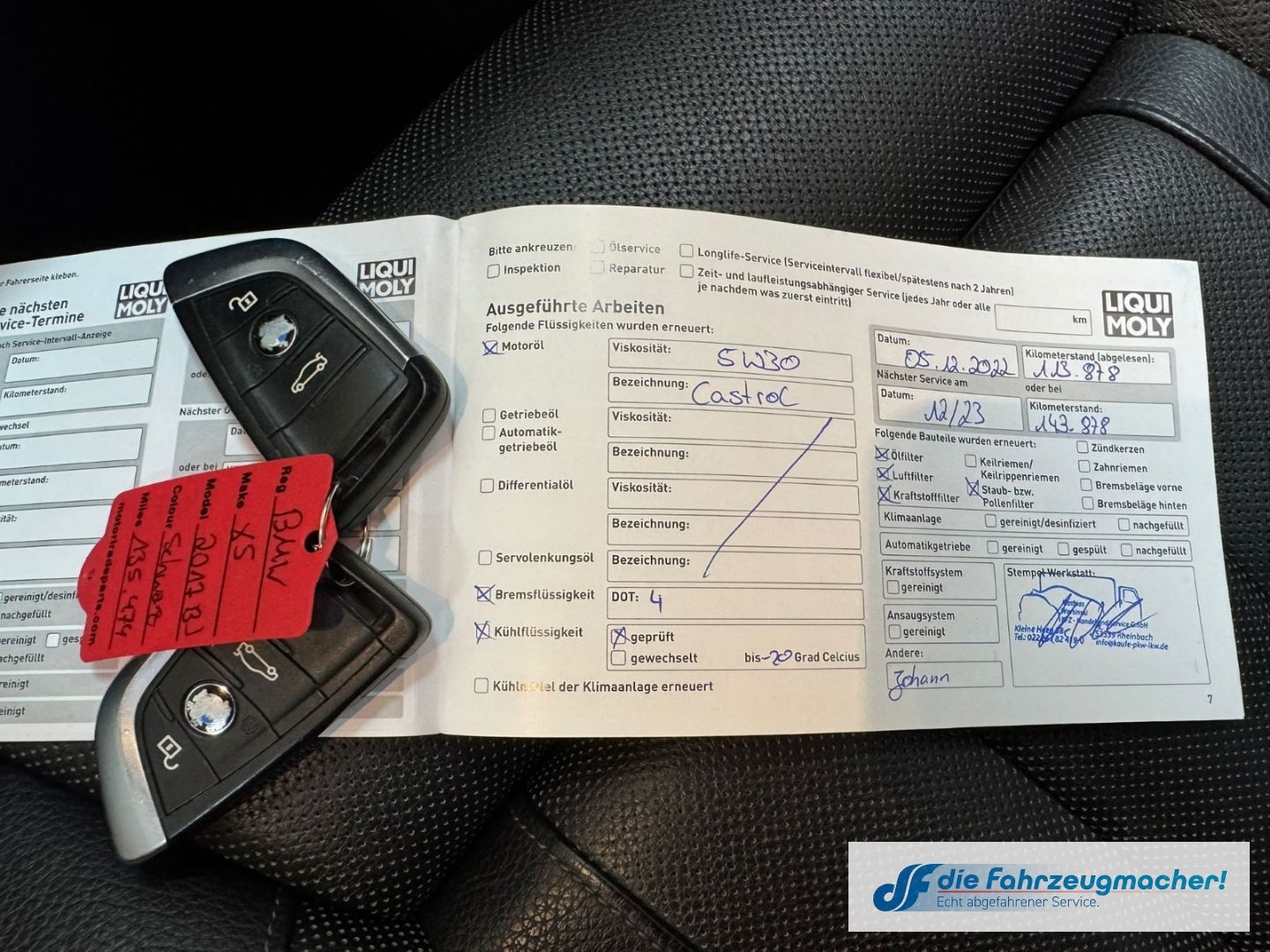 Fahrzeugabbildung BMW X5 xDrive 30 d HUD AHK-klappbar Navi Leder Memor