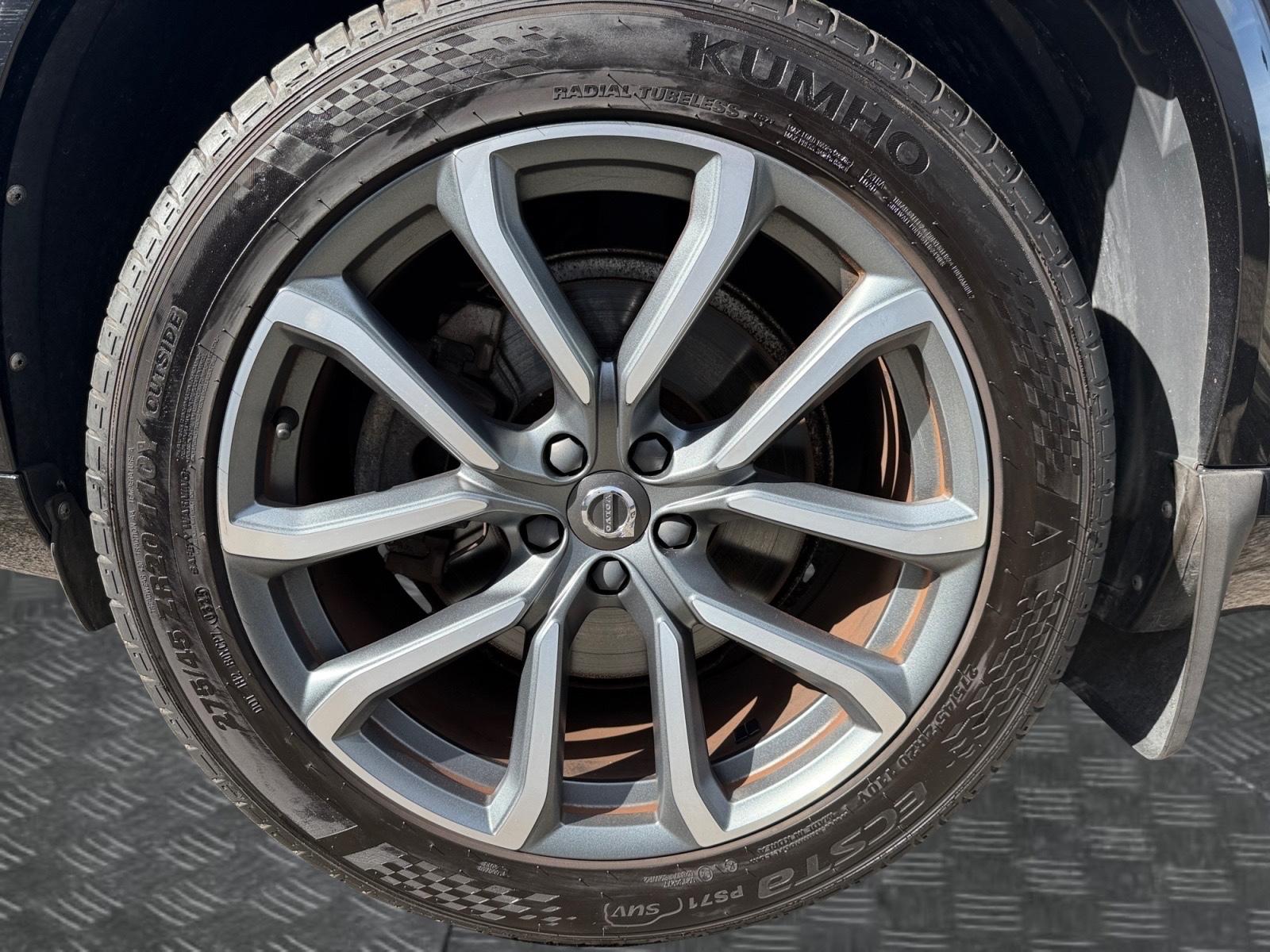Volvo XC90 Inscription AWD KAM Schiebedach Memory LED
