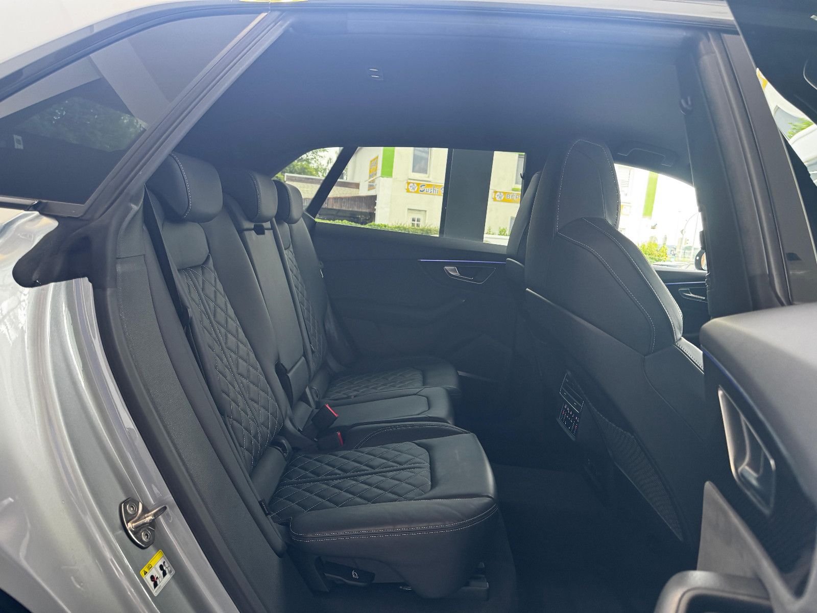 Audi Q8 quat. competition plus 3.0TDI "S-Line/Matrix" foto 24